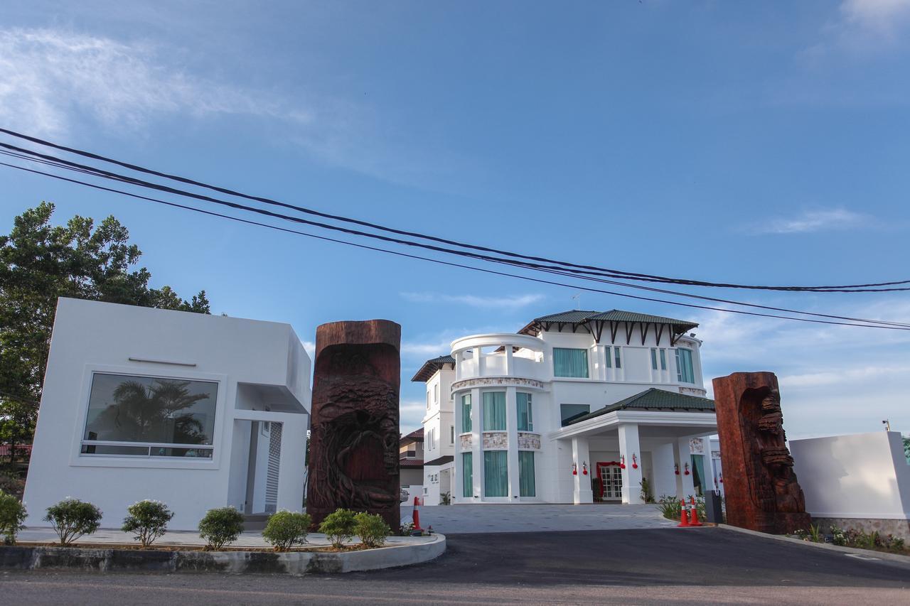 Hotel Casa Bianca Keluang Zewnętrze zdjęcie