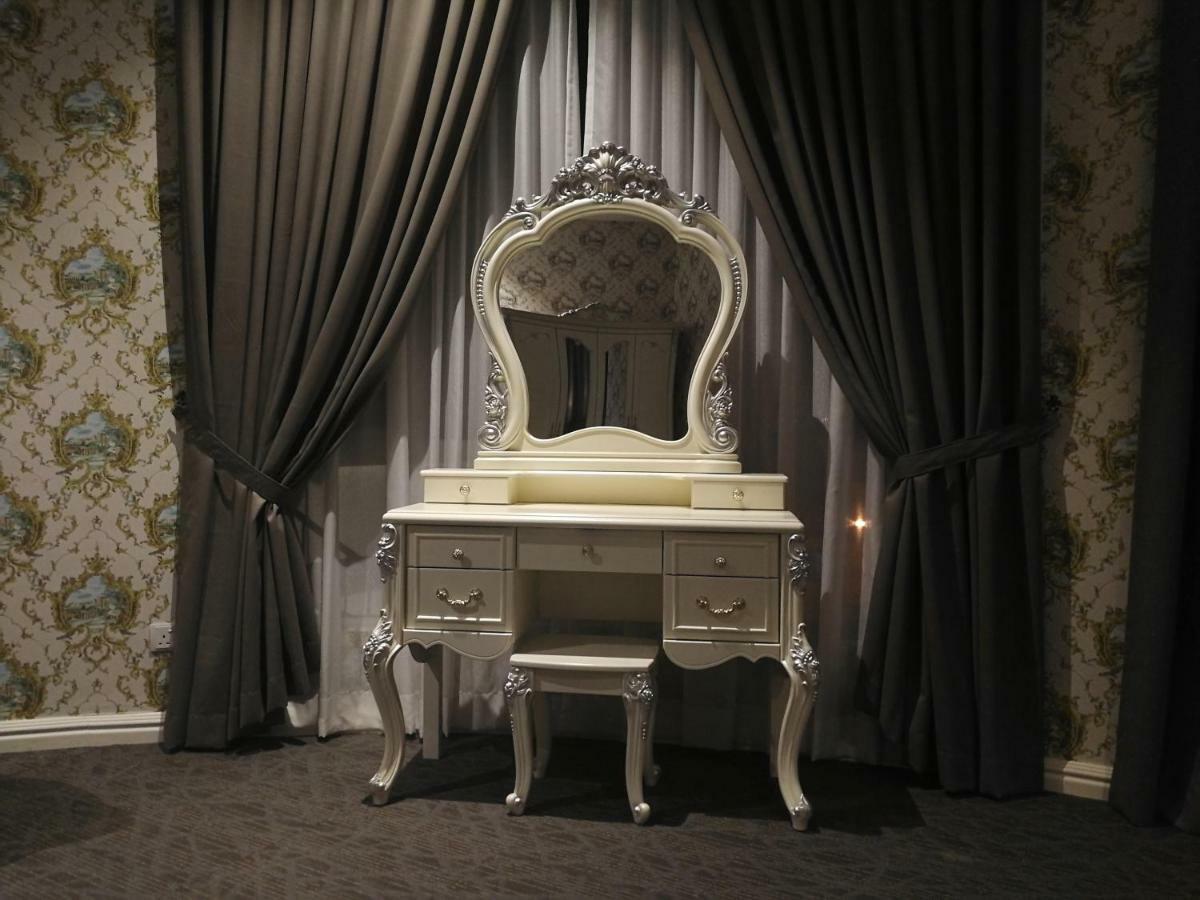 Hotel Casa Bianca Keluang Zewnętrze zdjęcie