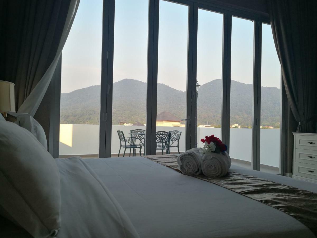 Hotel Casa Bianca Keluang Zewnętrze zdjęcie