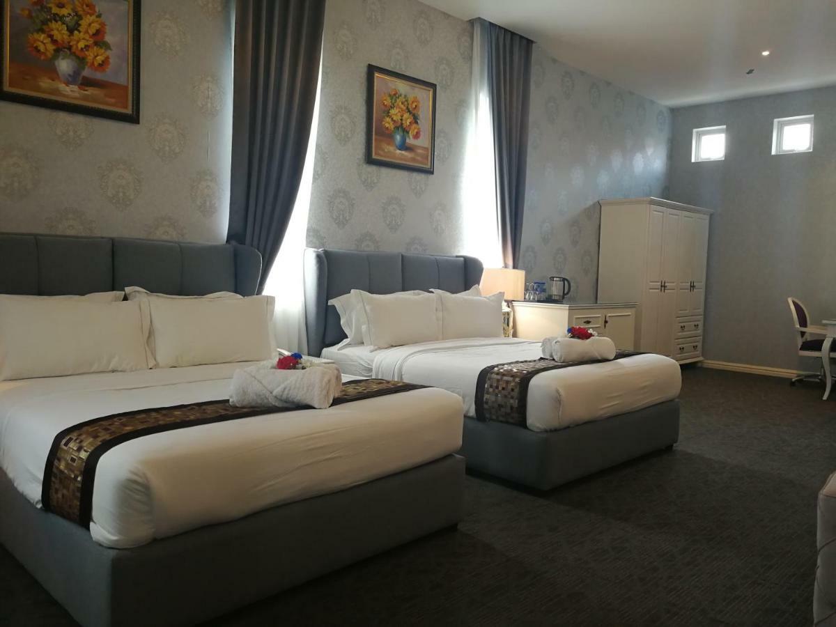 Hotel Casa Bianca Keluang Zewnętrze zdjęcie